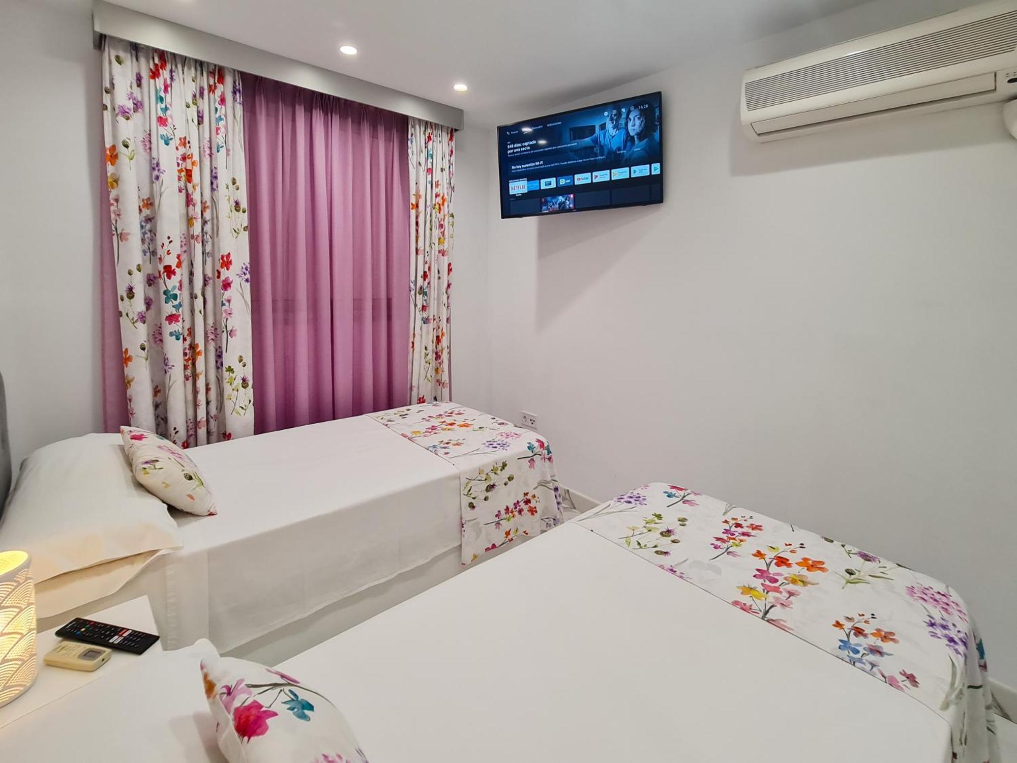 Apartamento Edificio Astoria Benidorm Buitenkant foto