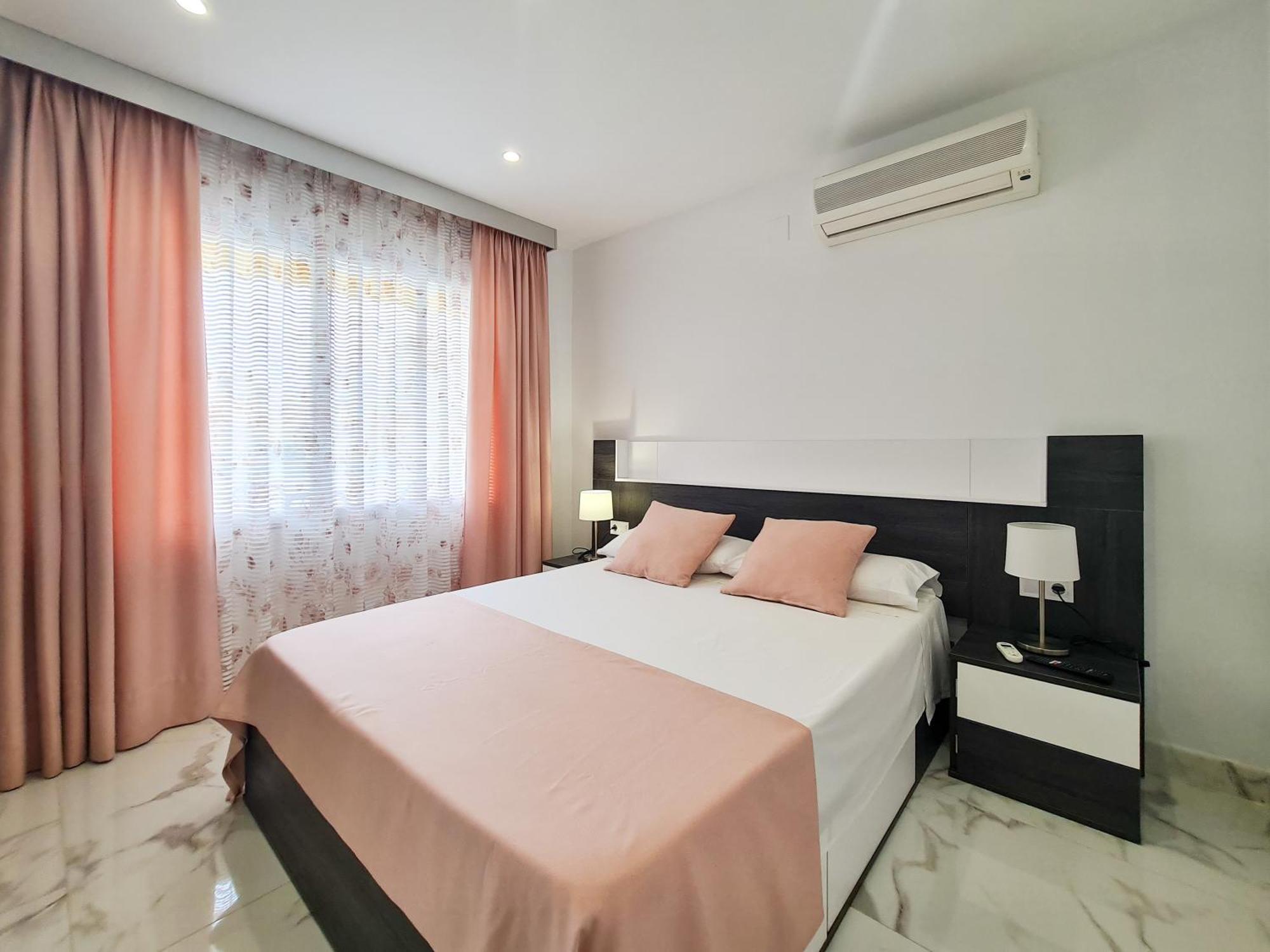 Apartamento Edificio Astoria Benidorm Buitenkant foto