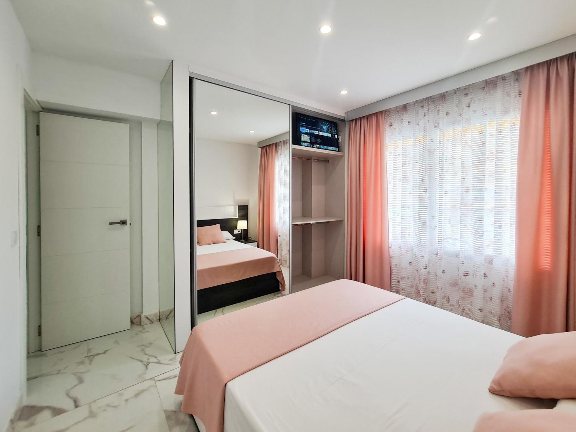 Apartamento Edificio Astoria Benidorm Buitenkant foto