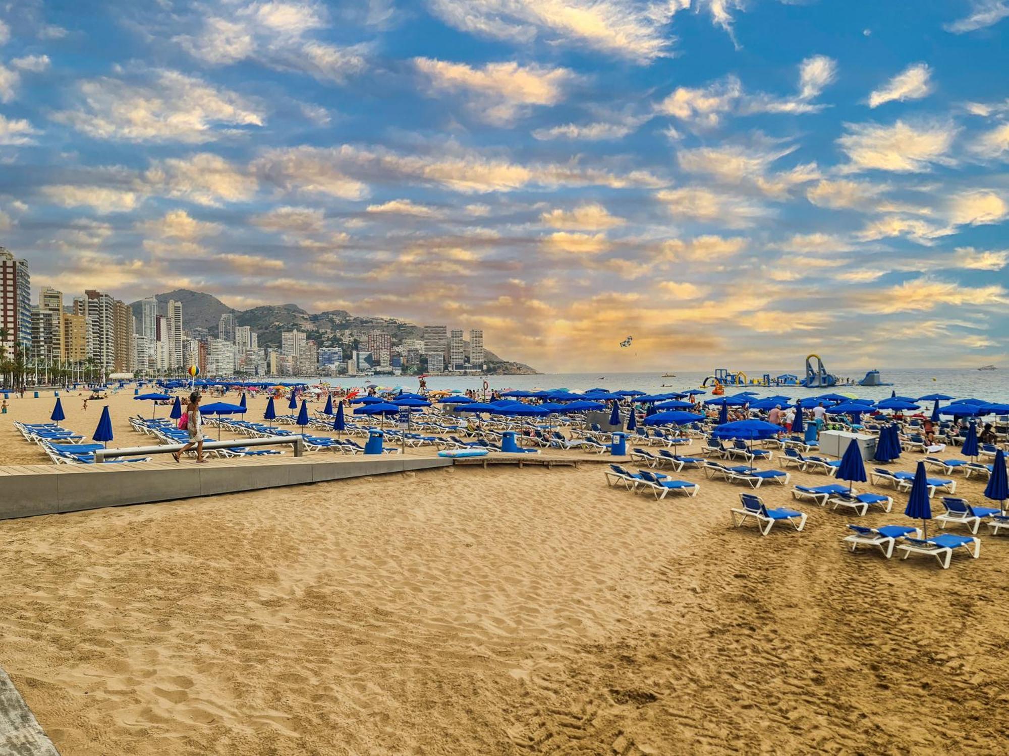 Apartamento Edificio Astoria Benidorm Buitenkant foto