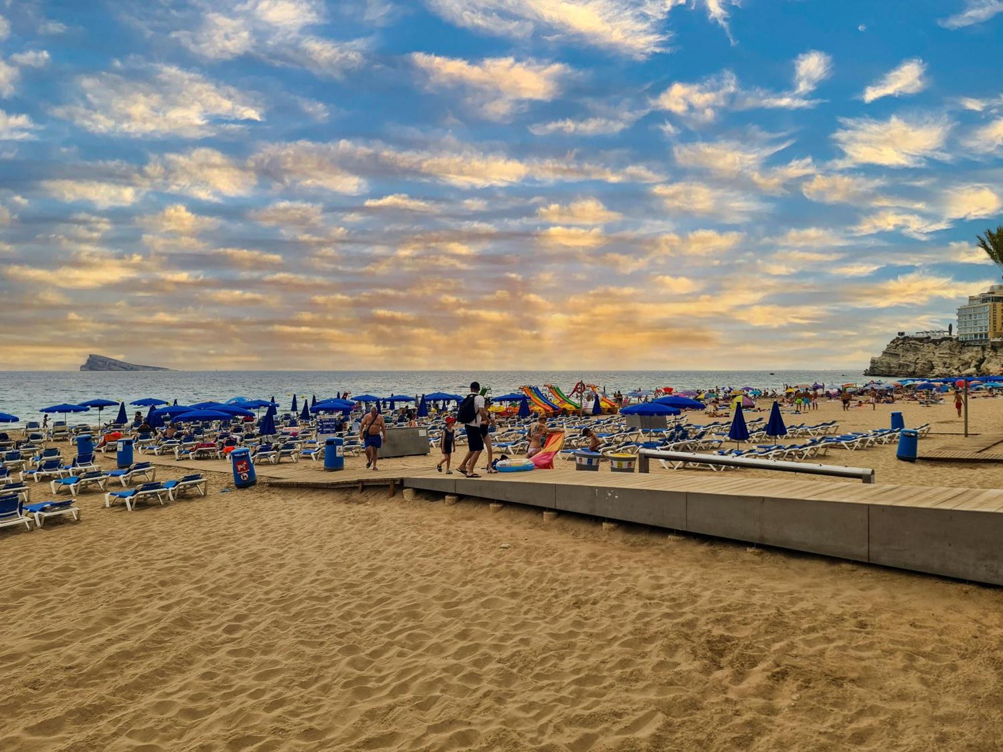 Apartamento Edificio Astoria Benidorm Buitenkant foto